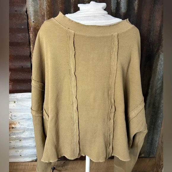 We The Free People Waffle Knit Top Tan Raw Seam Oversized-Medium - Picture 2 of 6